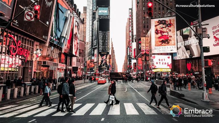 It's time for your crossing: live abroad.